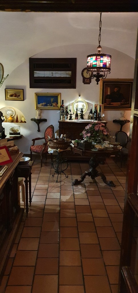 Inside, L'Antica Trattoria, Sorrento